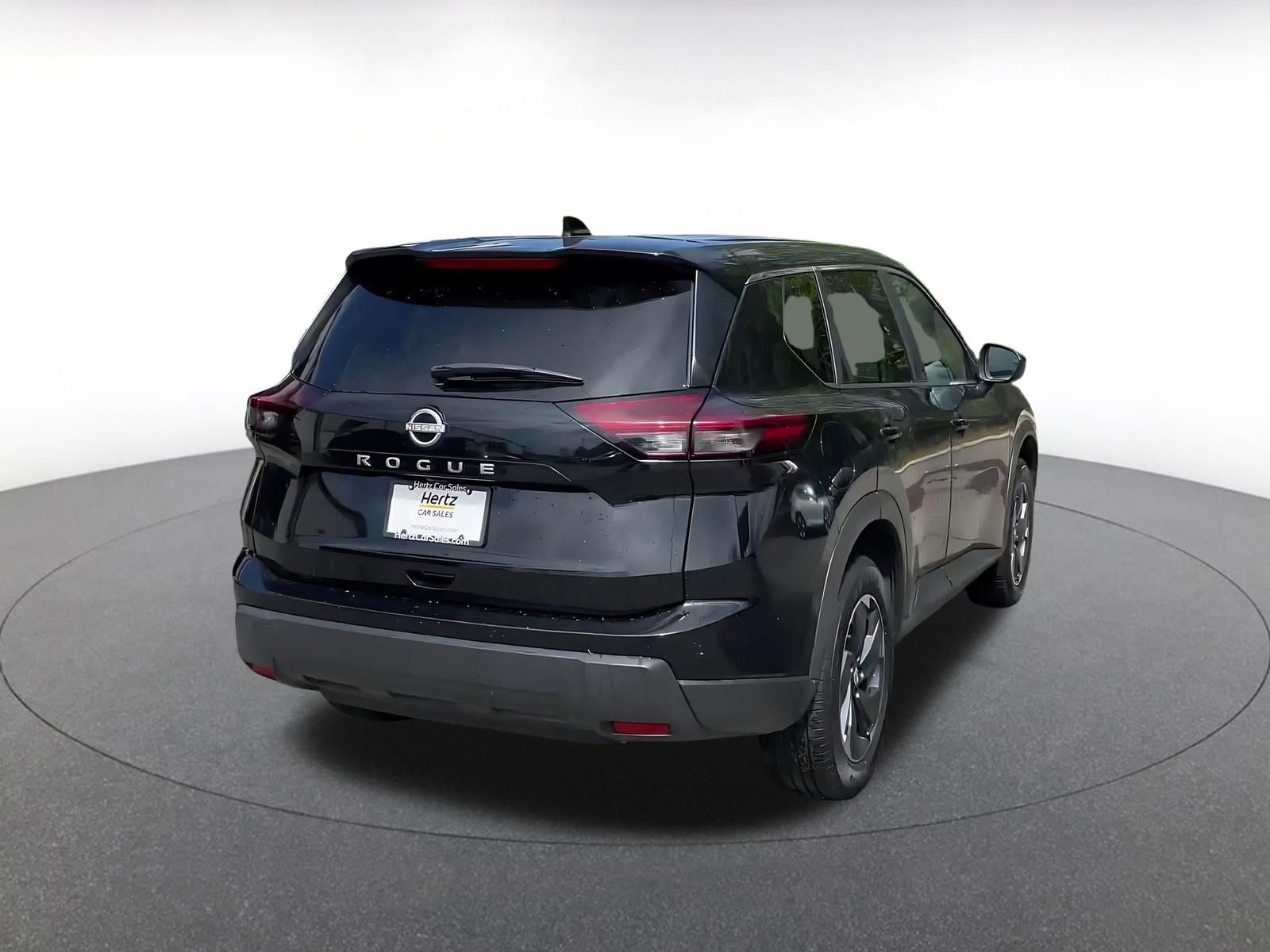 Used 2025 Nissan Rogue SV FWD image 12