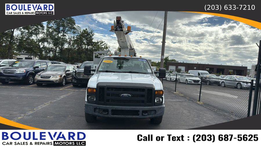 Used 2008 Ford F350 XL image 2