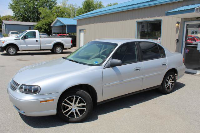 Used 2001 Chevrolet Malibu V6 FWD image 3