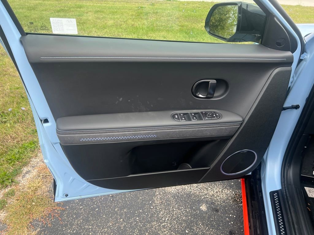 New 2025 Hyundai Ioniq 5 N Base image 15