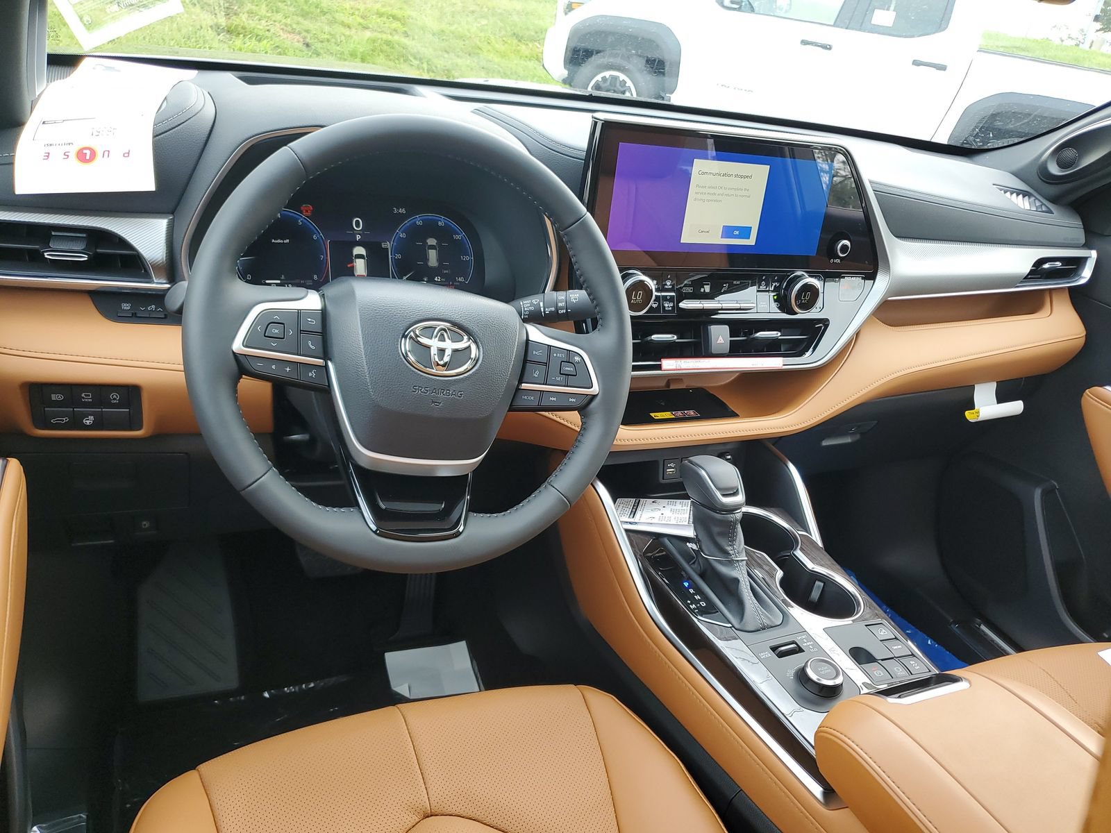 New 2026 Toyota Highlander Platinum AWD/4WD image 10