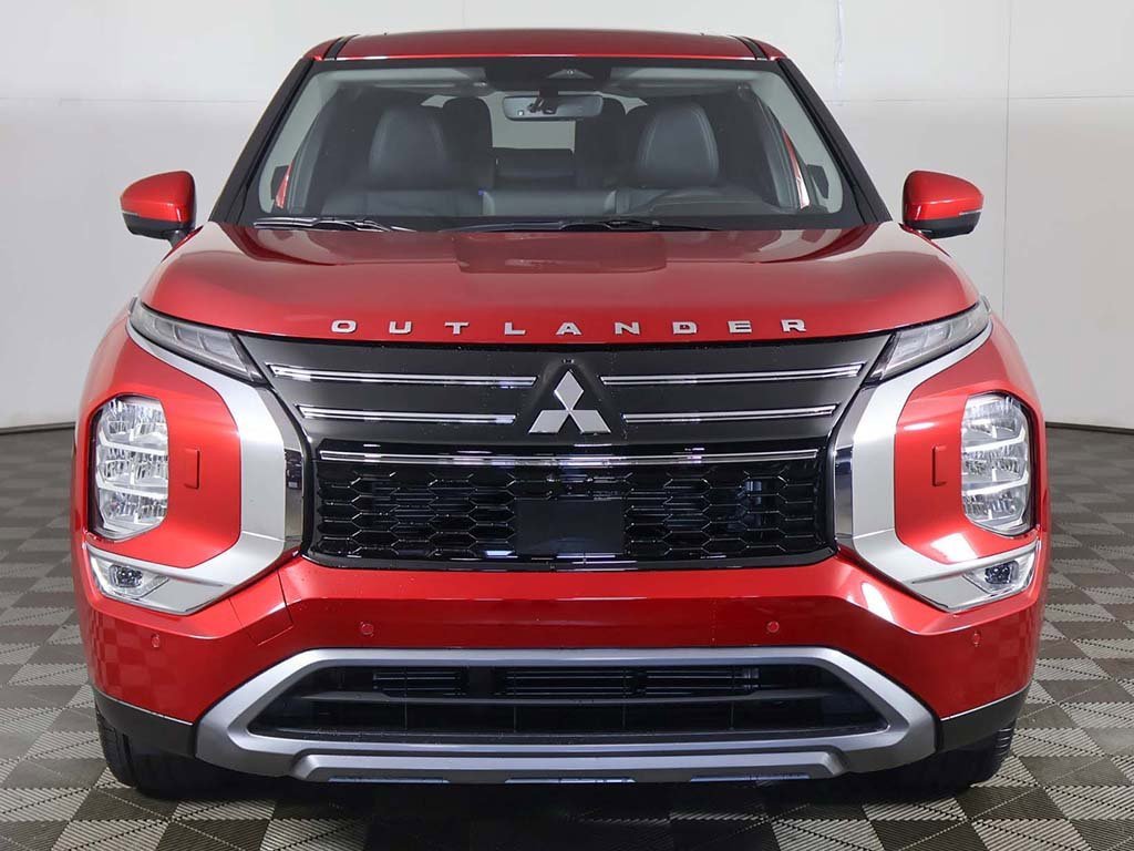 New 2025 Mitsubishi Outlander SE image 13