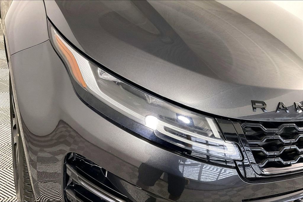 Used 2023 Land Rover Range Rover Evoque HST image 27