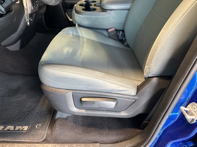 Used 2018 RAM 1500 Express w/ Express Value Package AWD/4WD image 43