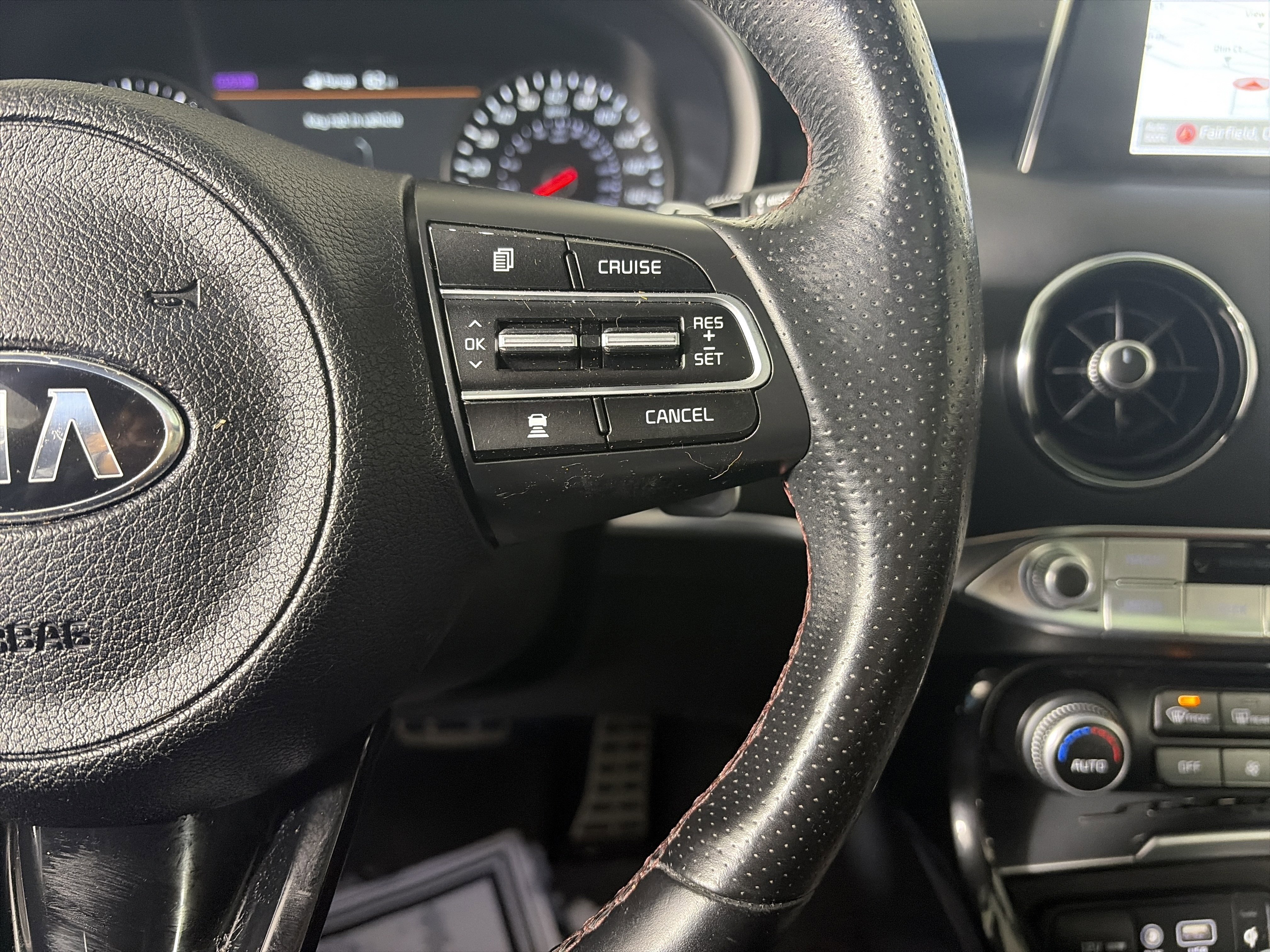 Used 2019 Kia Stinger GT2 image 17