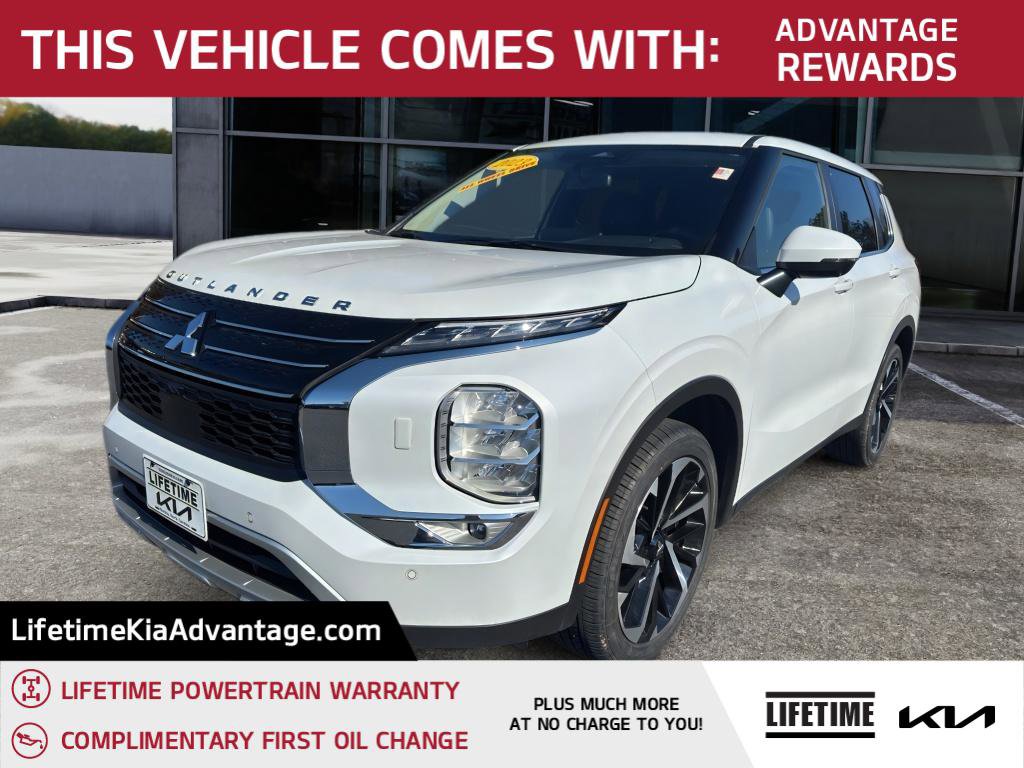 Used 2023 Mitsubishi Outlander SE