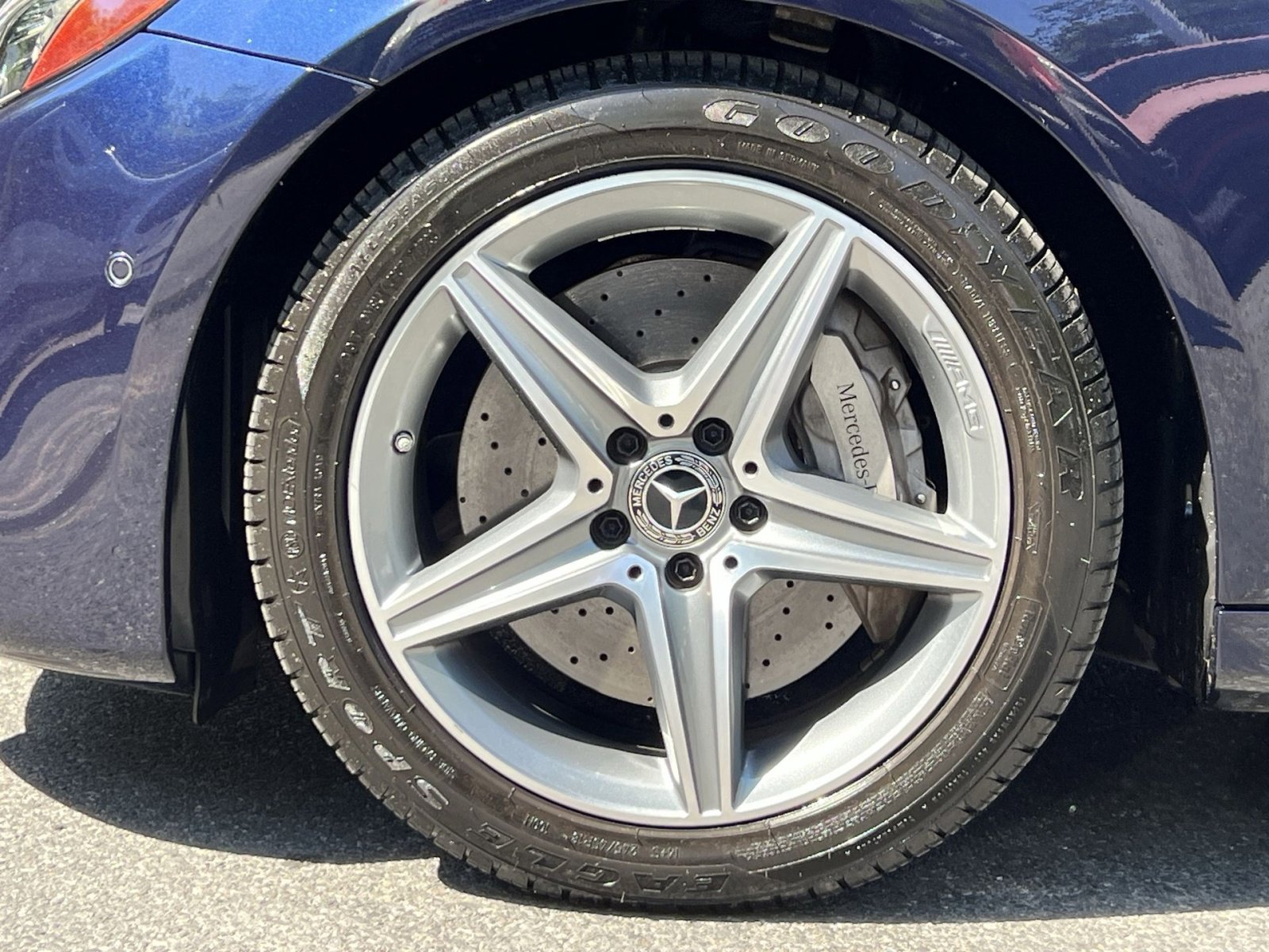 Used 2019 Mercedes-Benz E 300 4MATIC image 17