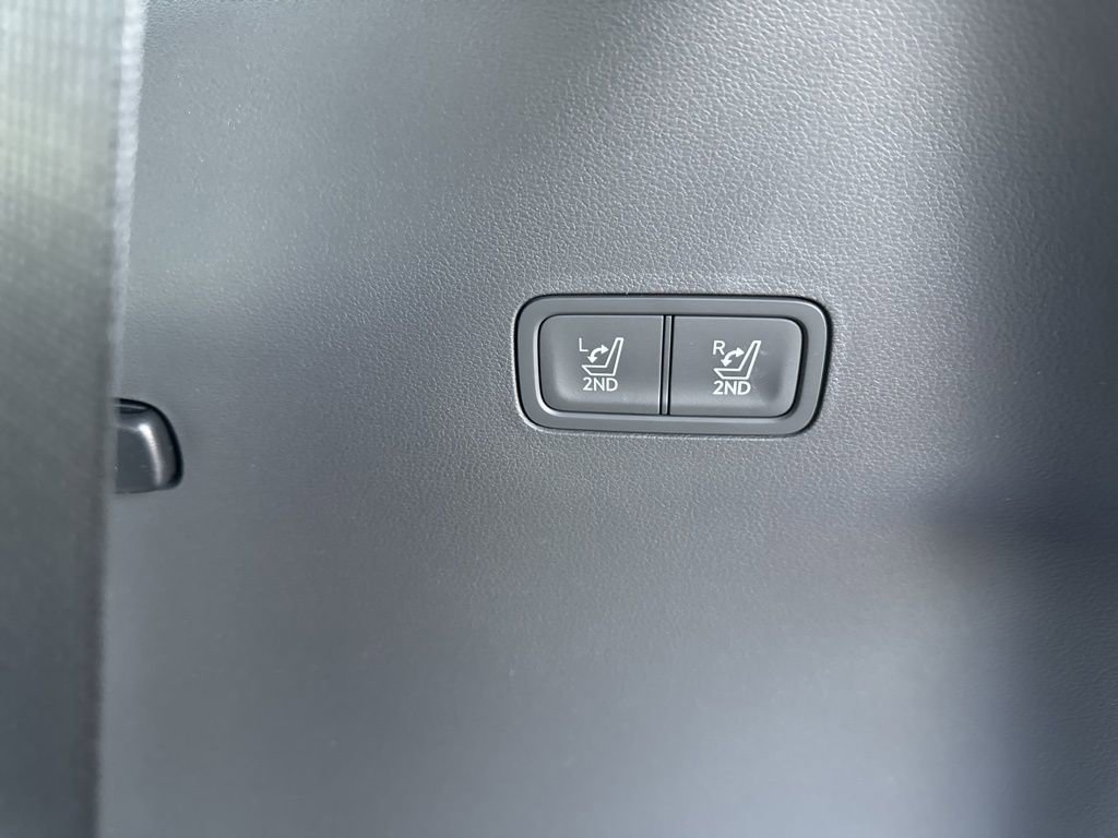 New 2026 Hyundai Santa Fe Limited image 13