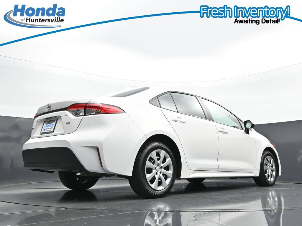 Used 2025 Toyota Corolla LE w/ Convenience Package FWD image 36