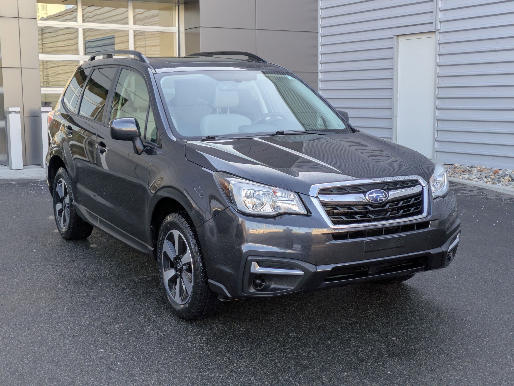 Used 2017 Subaru Forester 2.5i Premium w/ All-Weather Package image 1