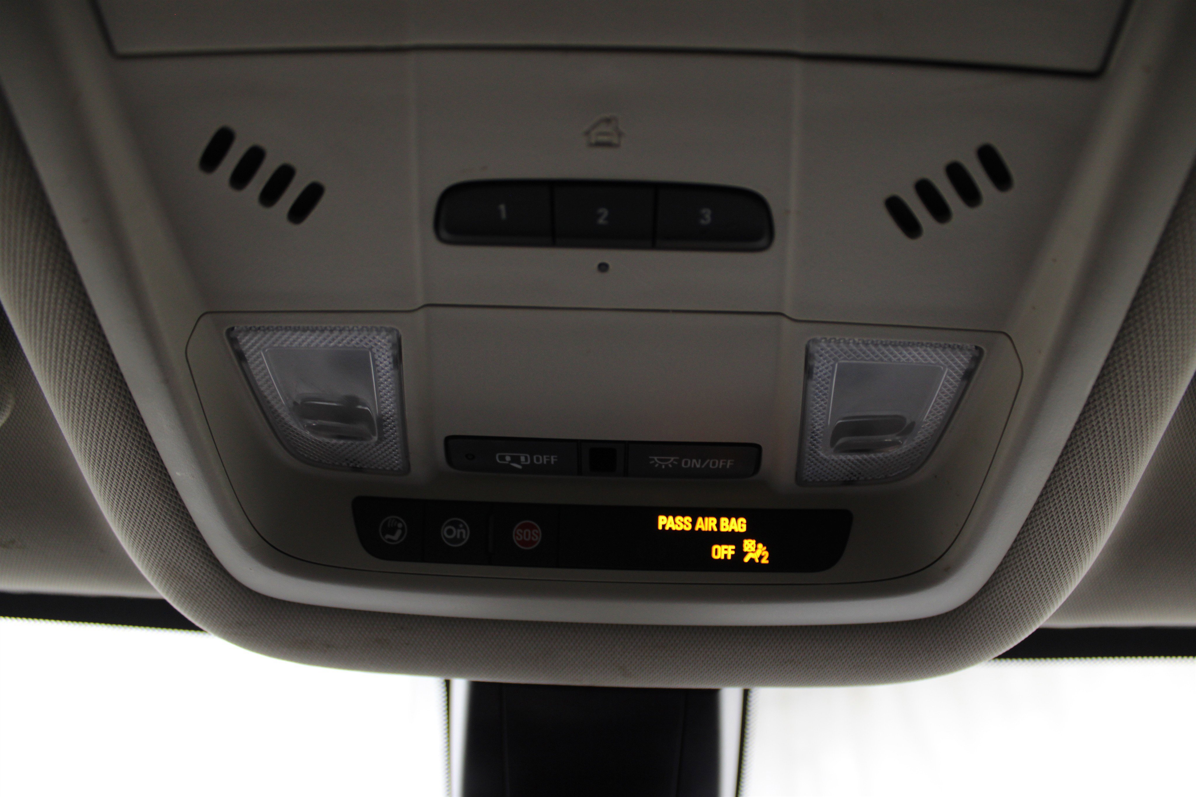 Used 2020 GMC Acadia Denali w/ Trailering Package image 28