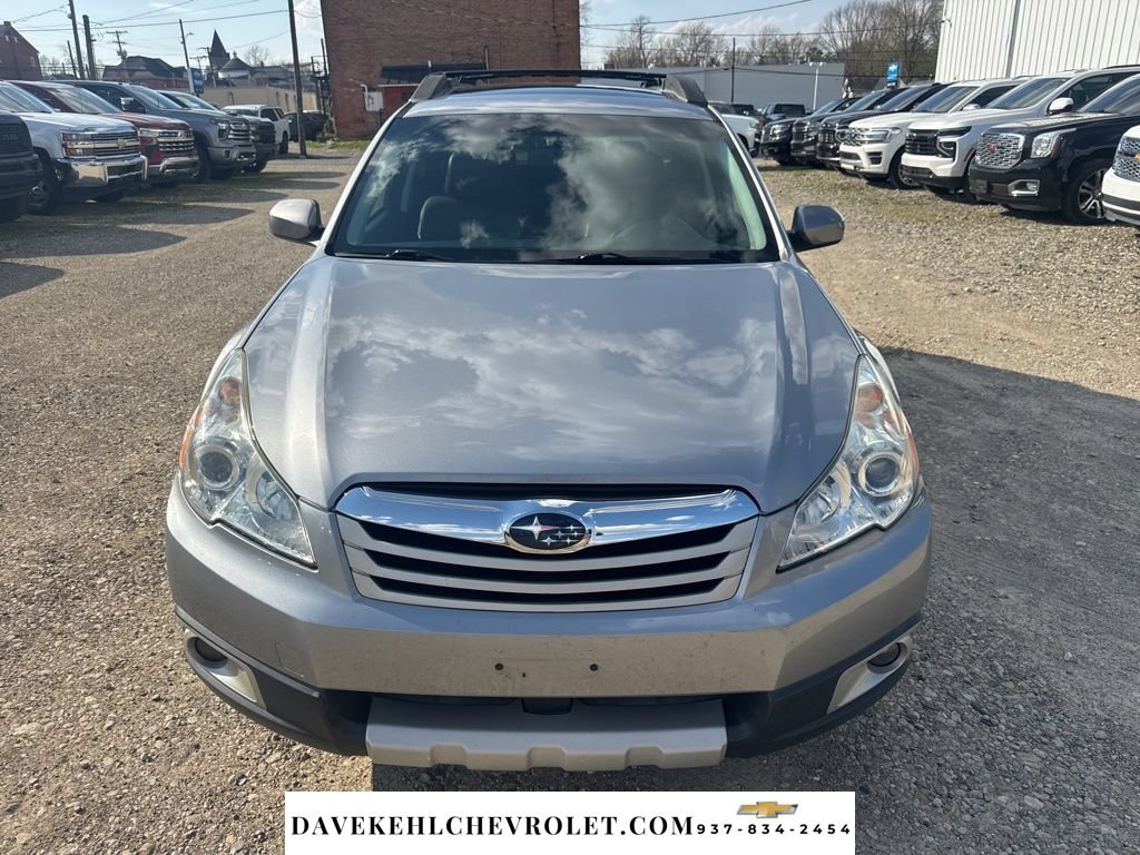 Used 2010 Subaru Outback 2.5i Limited AWD/4WD image 8