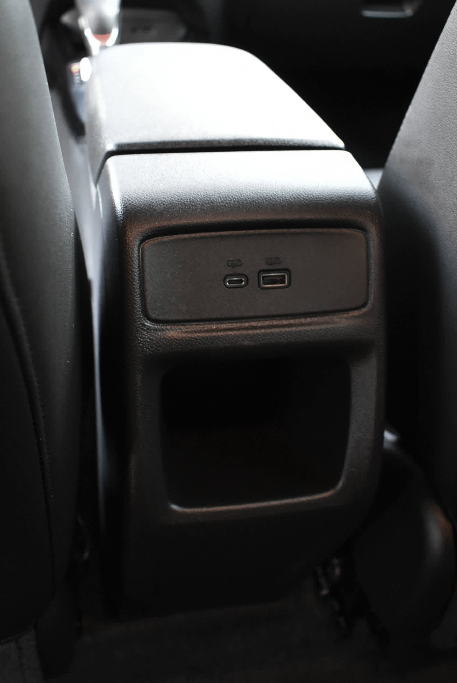 Used 2025 Chevrolet Trax RS w/ Sunroof Package image 12