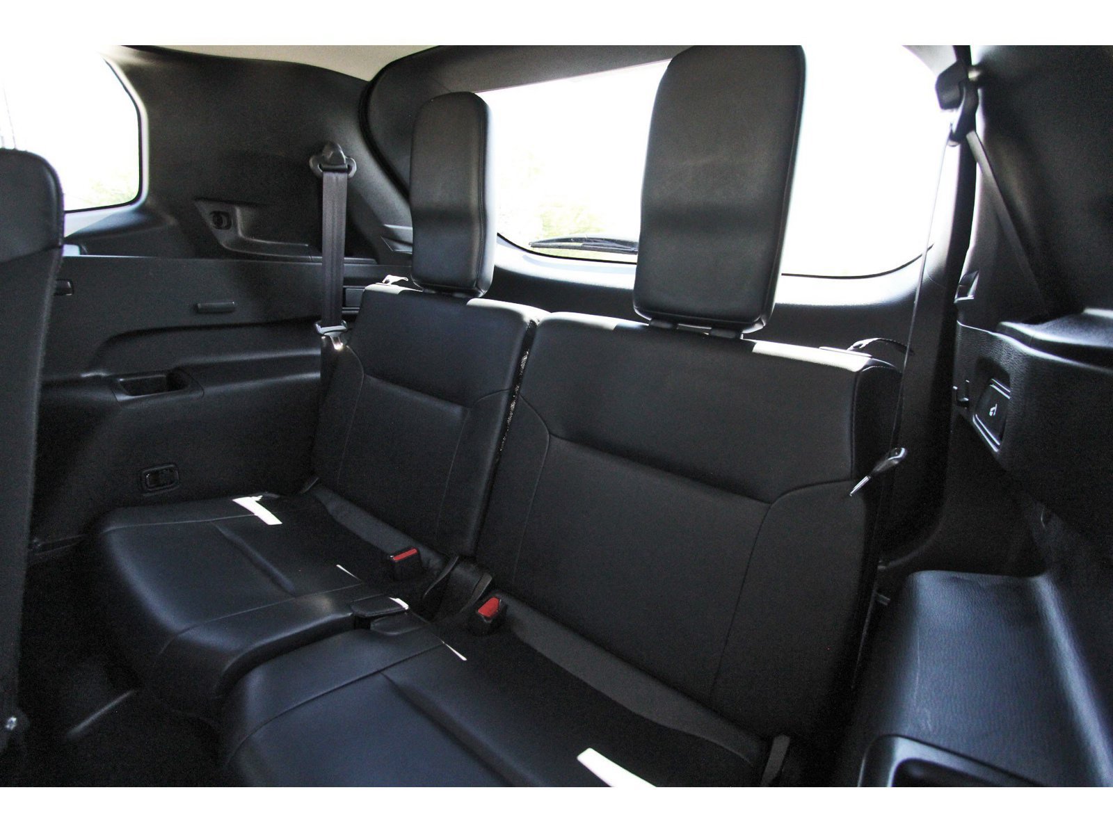 Used 2025 Mitsubishi Outlander SE FWD image 31