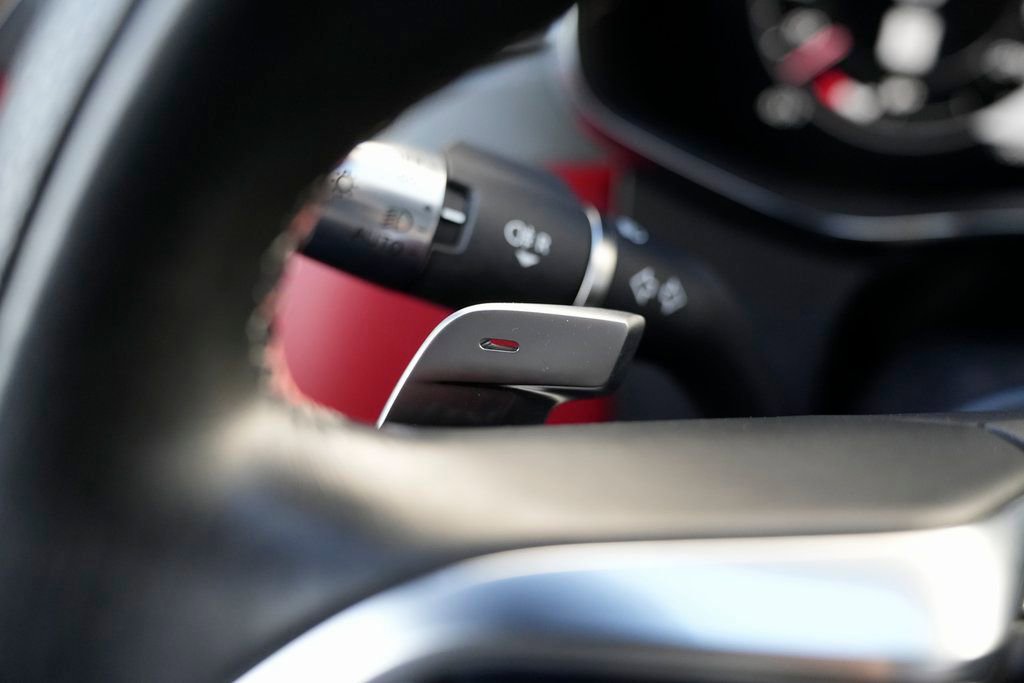 Used 2022 Jaguar F-PACE SVR image 51