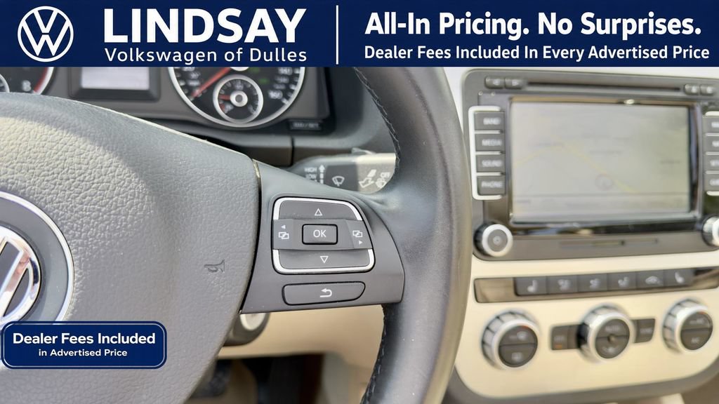 Used 2014 Volkswagen Eos Executive FWD image 16