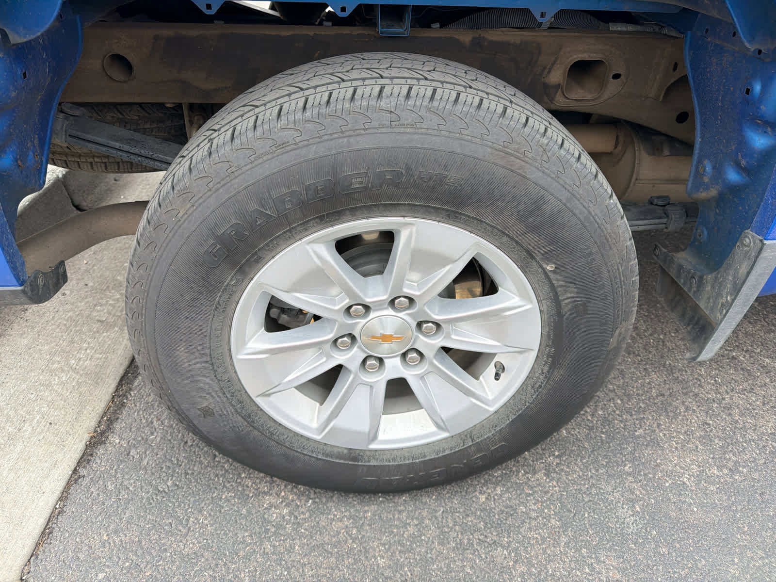 Used 2025 Chevrolet Silverado 1500 LT image 9