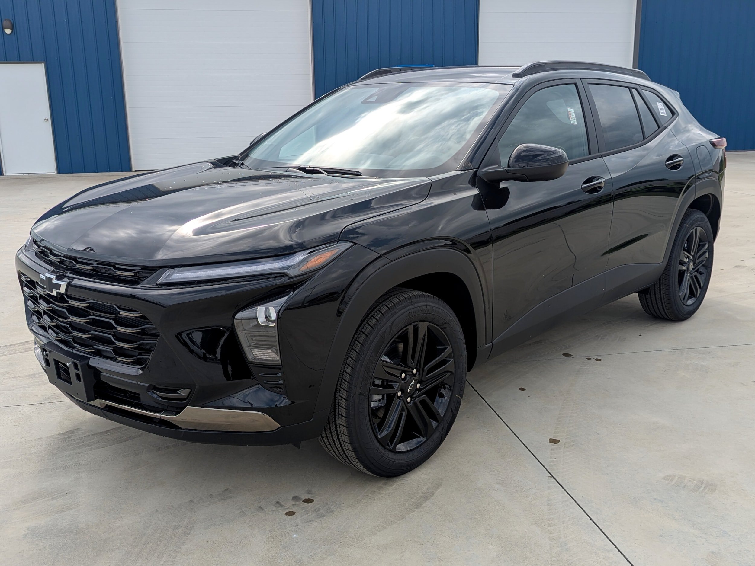 New 2026 Chevrolet Trax ACTIV w/ Driver Confidence Package FWD video 1
