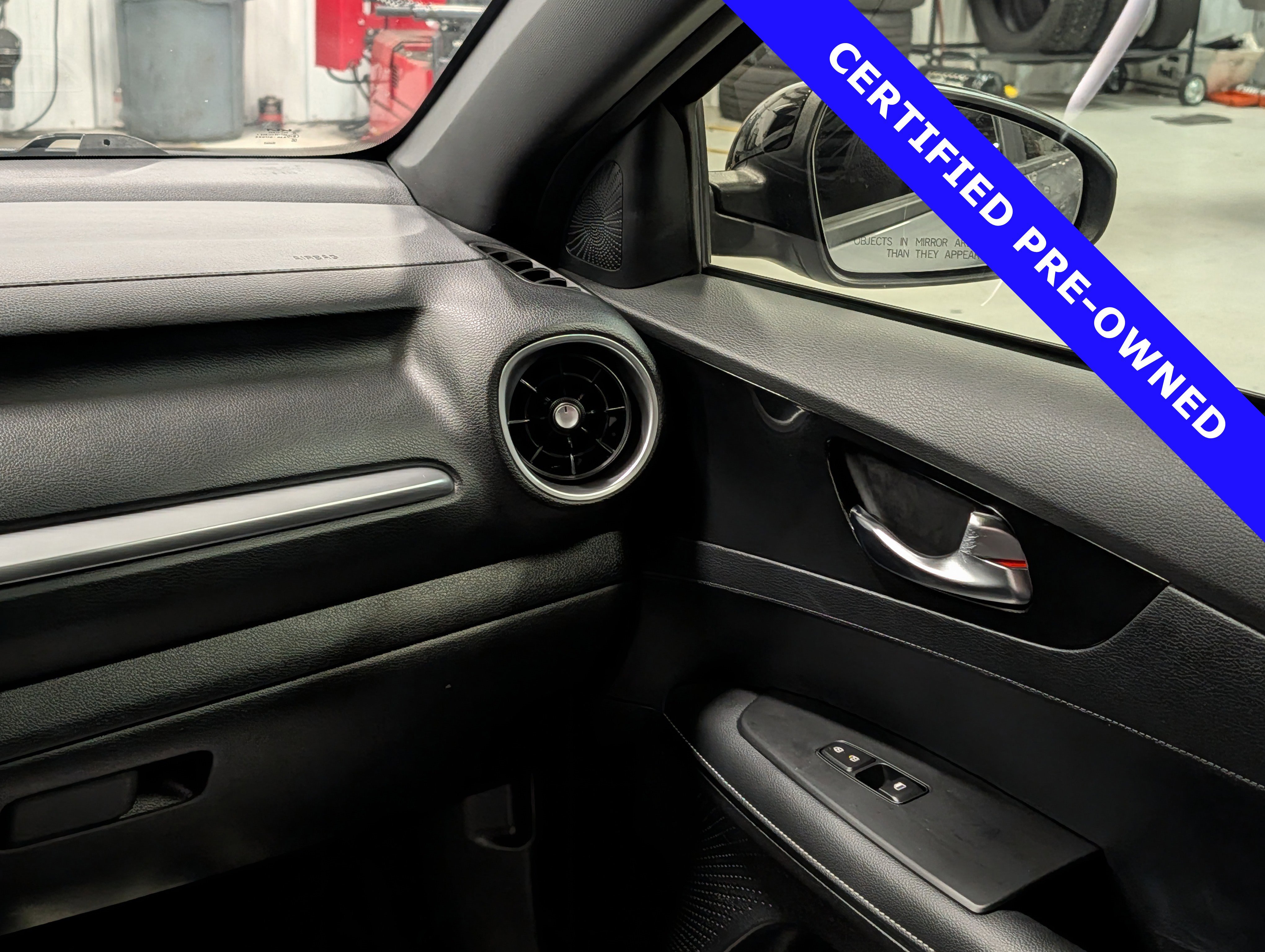 Used 2024 Kia Forte GT-Line w/ GT-Line Premium Package image 16