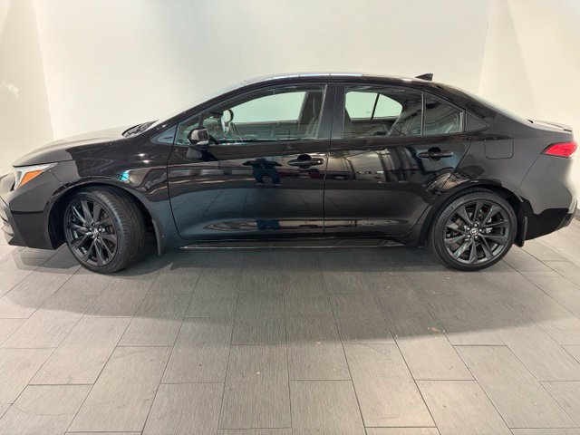 Used 2024 Toyota Corolla SE FWD image 2