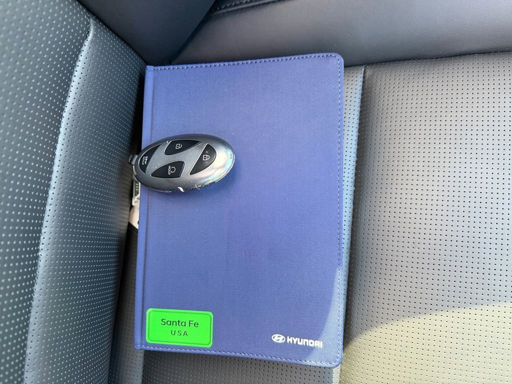 Used 2024 Hyundai Santa Fe Calligraphy image 30