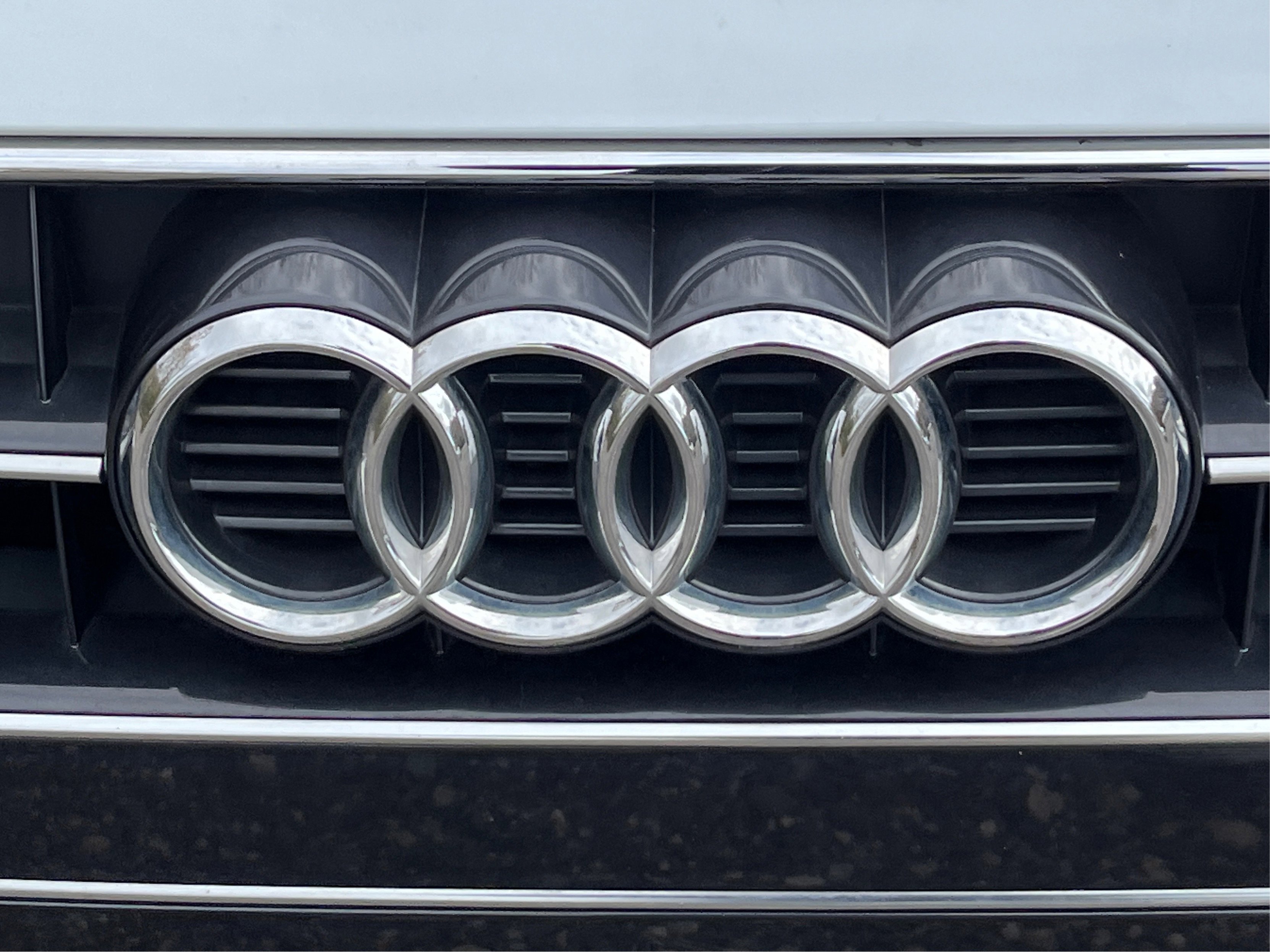 Used 2022 Audi A4 2.0T Premium w/ Convenience Package image 29