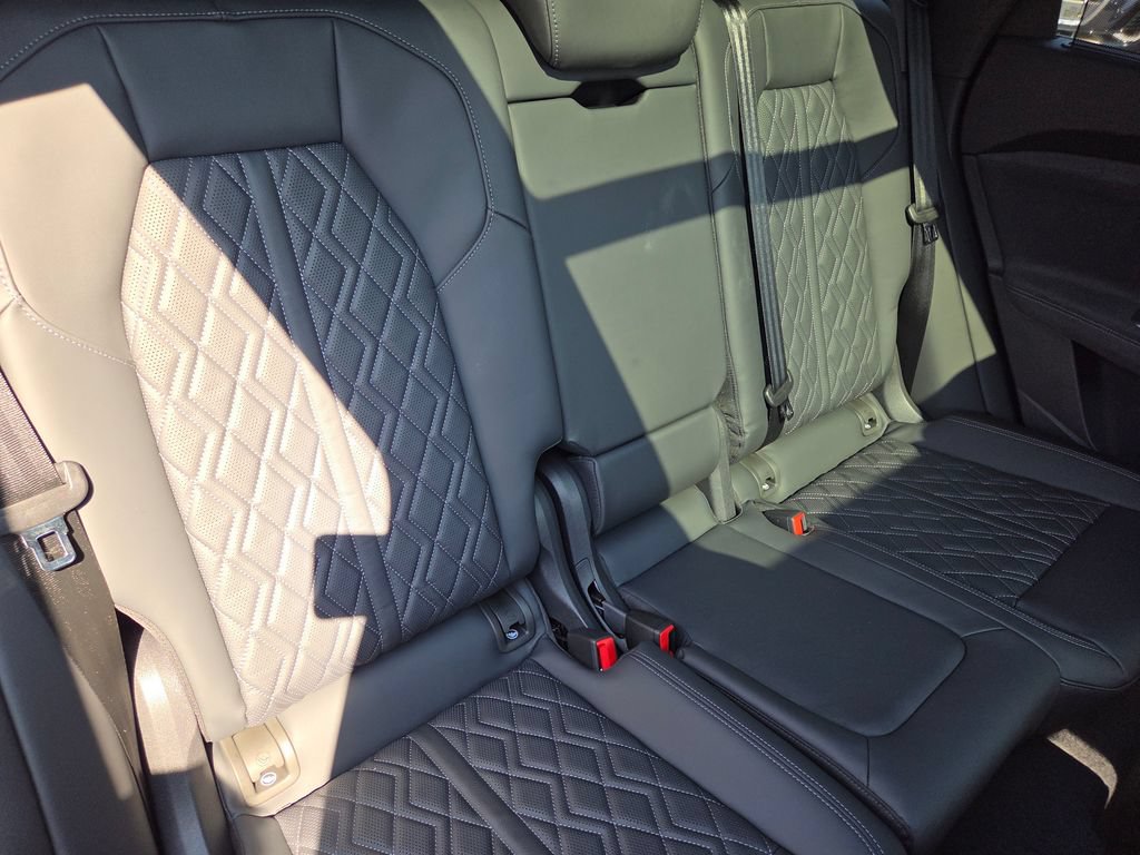 New 2026 Audi SQ5 Prestige AWD/4WD image 14