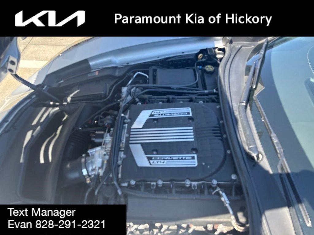 Used 2015 Chevrolet Corvette Z06 w/ 3LZ Preferred Equipment Group RWD image 15