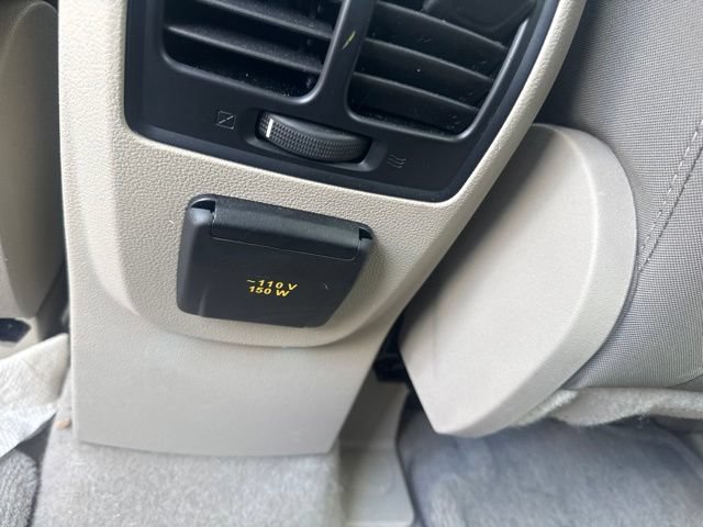 Used 2016 Ford C-MAX SE w/ Equipment Group 201A FWD image 15