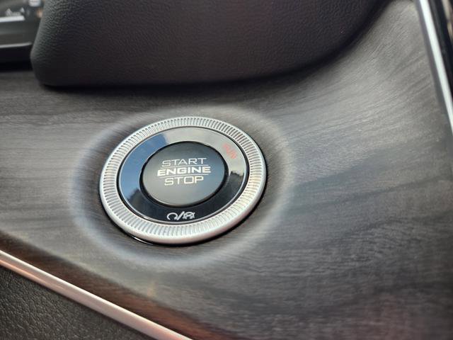 New 2025 Jeep Grand Cherokee Limited w/ Luxury Tech Group II image 29