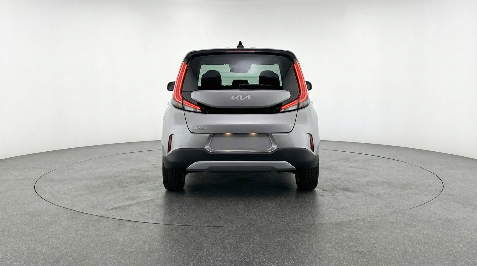 Used 2025 Kia Soul LX w/ LX Technology Package FWD image 7