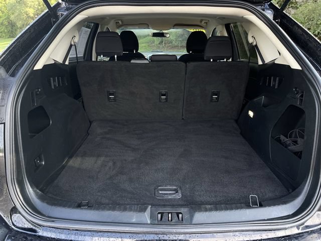 Used 2018 Ford Edge SE AWD/4WD image 24