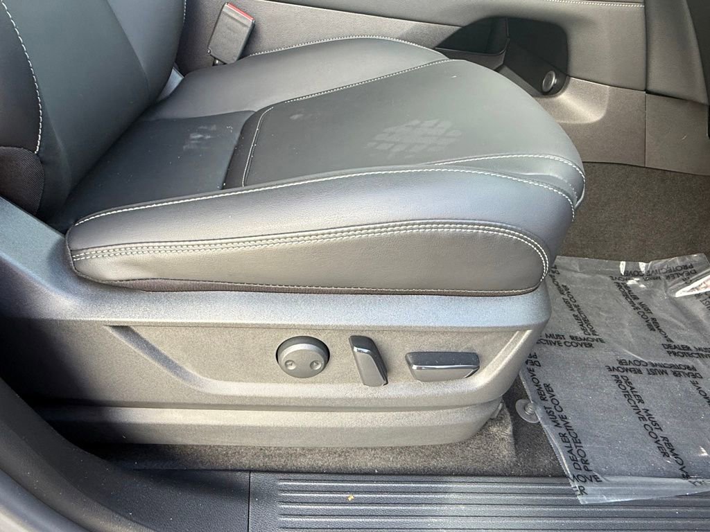 Used 2025 INFINITI QX80 Pure image 37