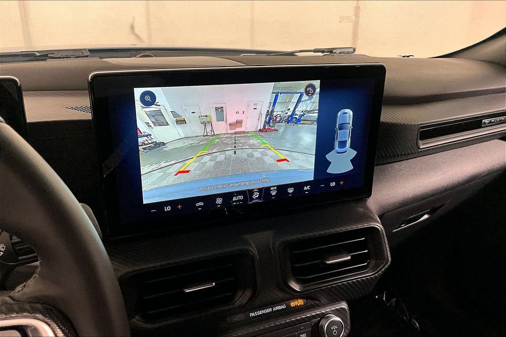 Used 2025 Ford Mustang Coupe image 21