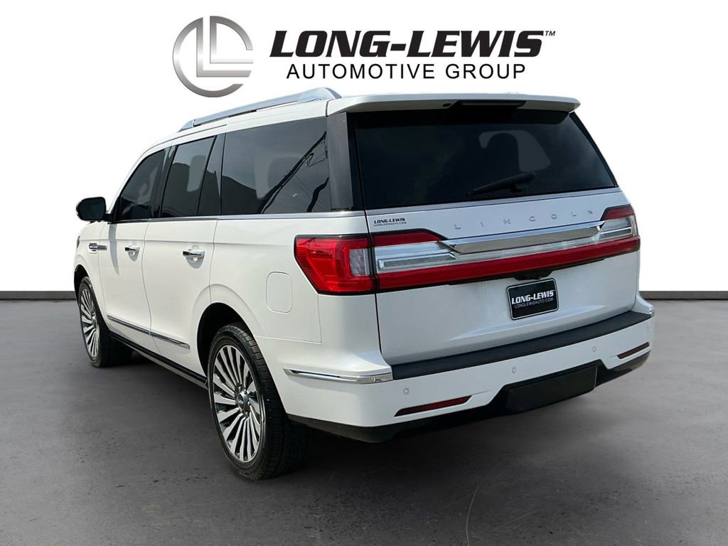 Used 2018 Lincoln Navigator Reserve image 4