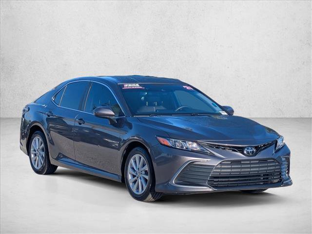 Used 2021 Toyota Camry LE FWD image 3