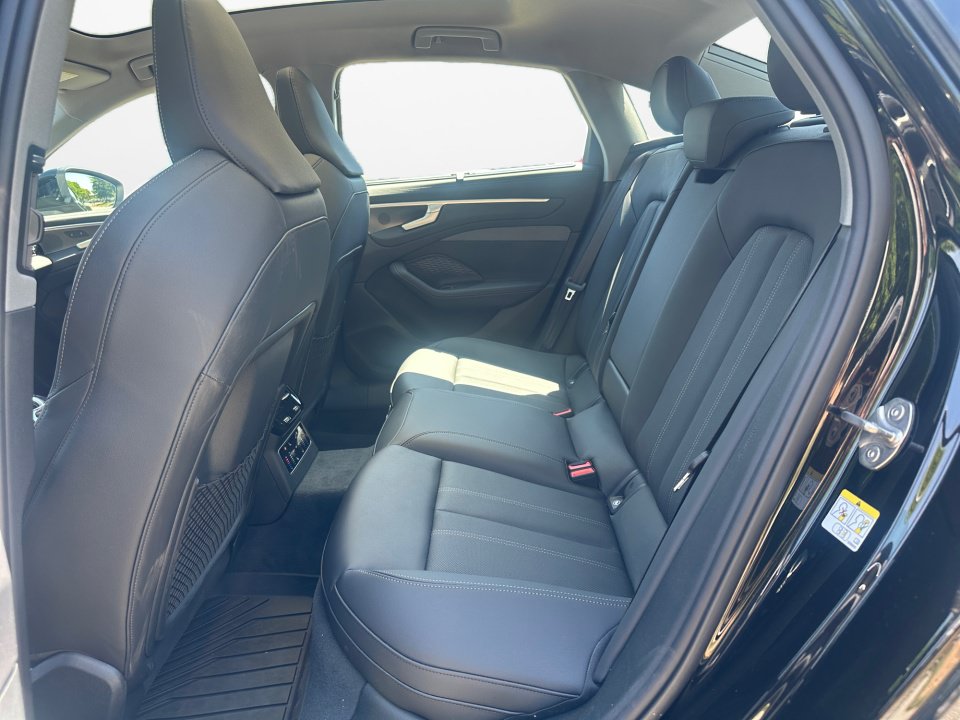 Used 2026 Audi A6 Premium Plus AWD/4WD image 12