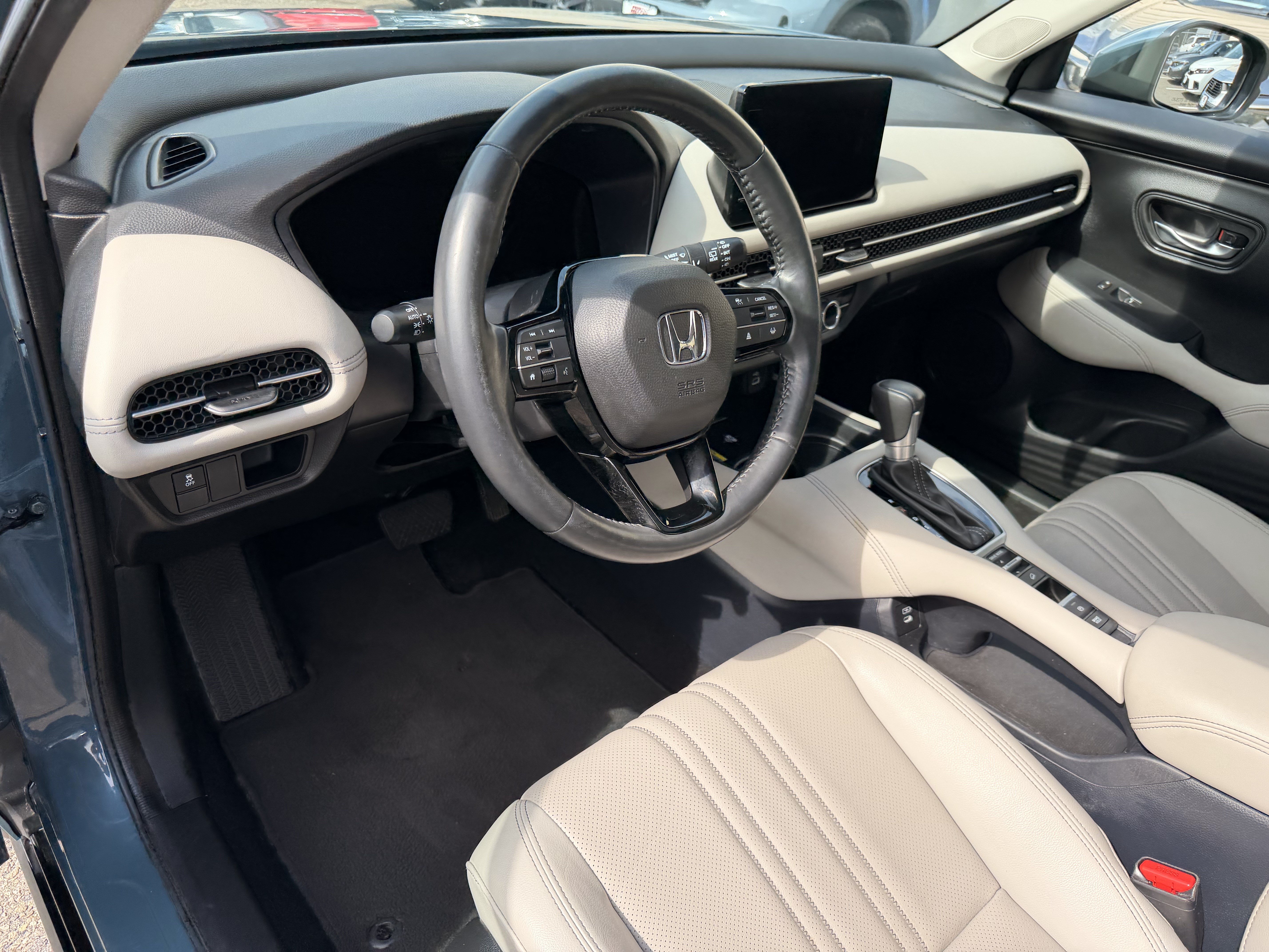 Certified 2024 Honda HR-V EX-L image 12