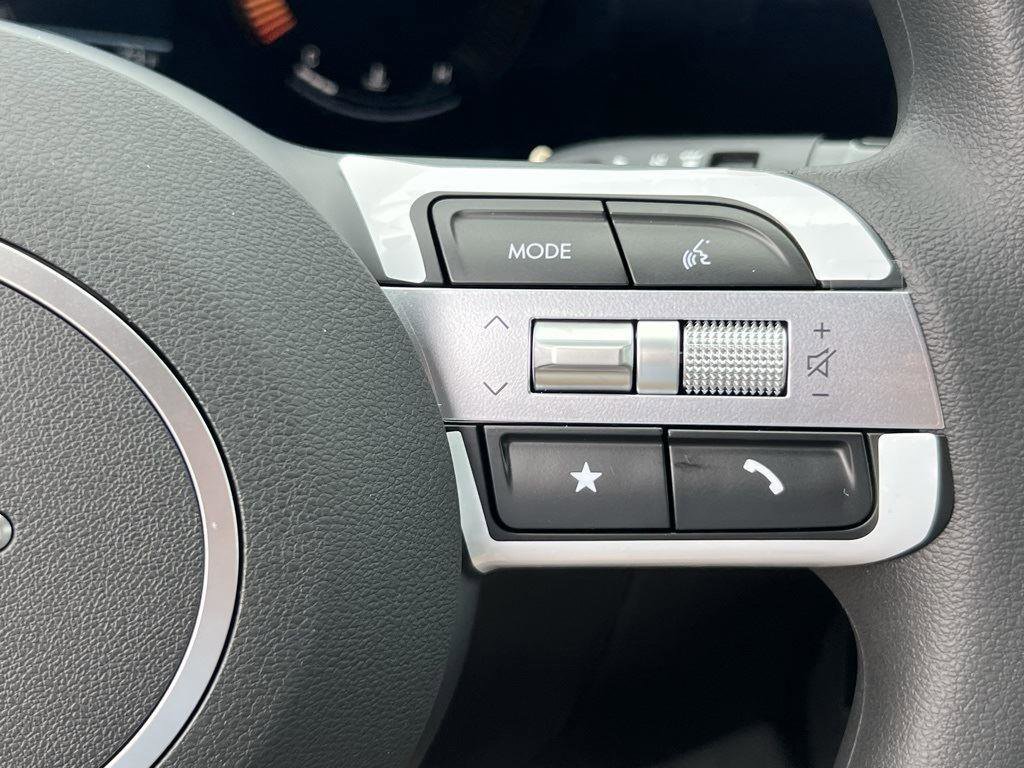 New 2025 Hyundai Santa Cruz SE image 15