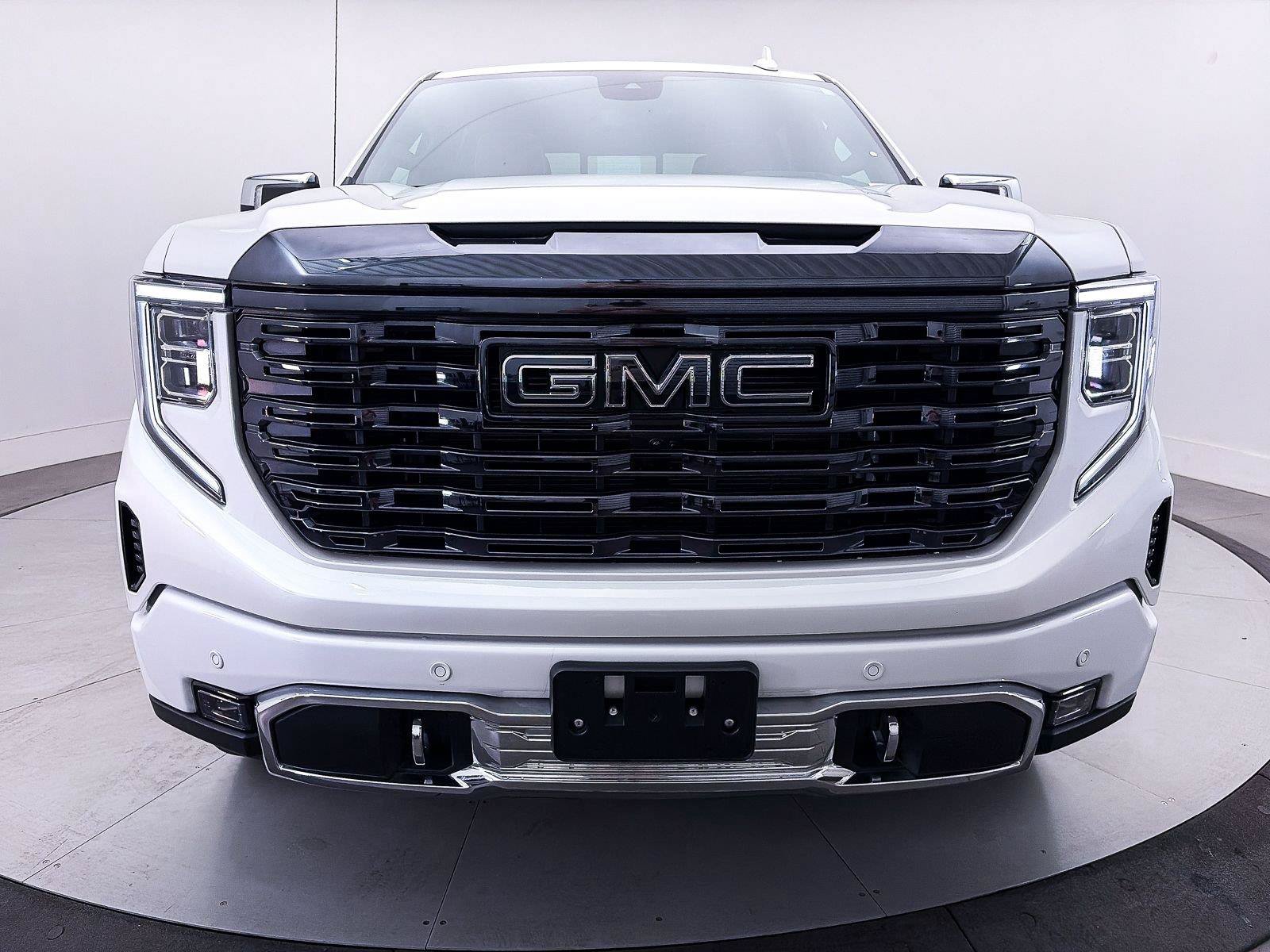 Used 2023 GMC Sierra 1500 Denali Ultimate AWD/4WD image 16