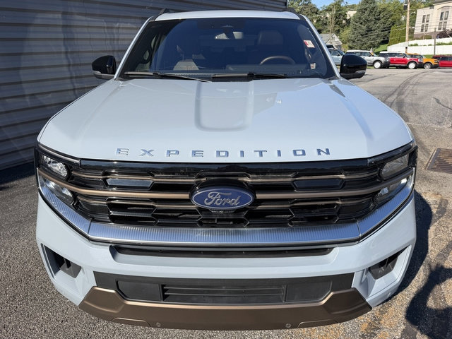 Certified 2025 Ford Expedition King Ranch AWD/4WD image 12