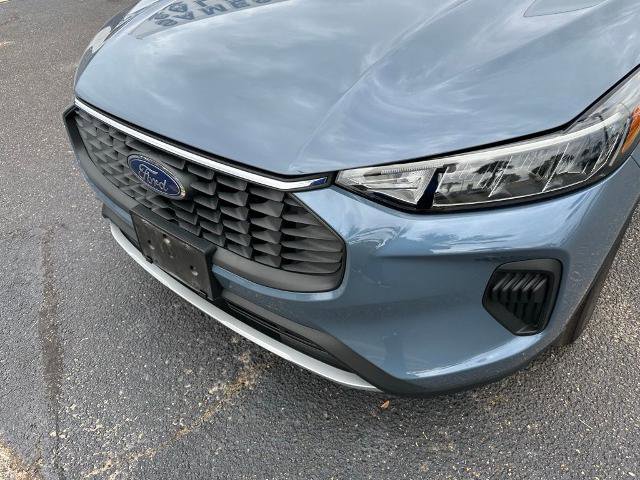 Certified 2024 Ford Escape Active image 10