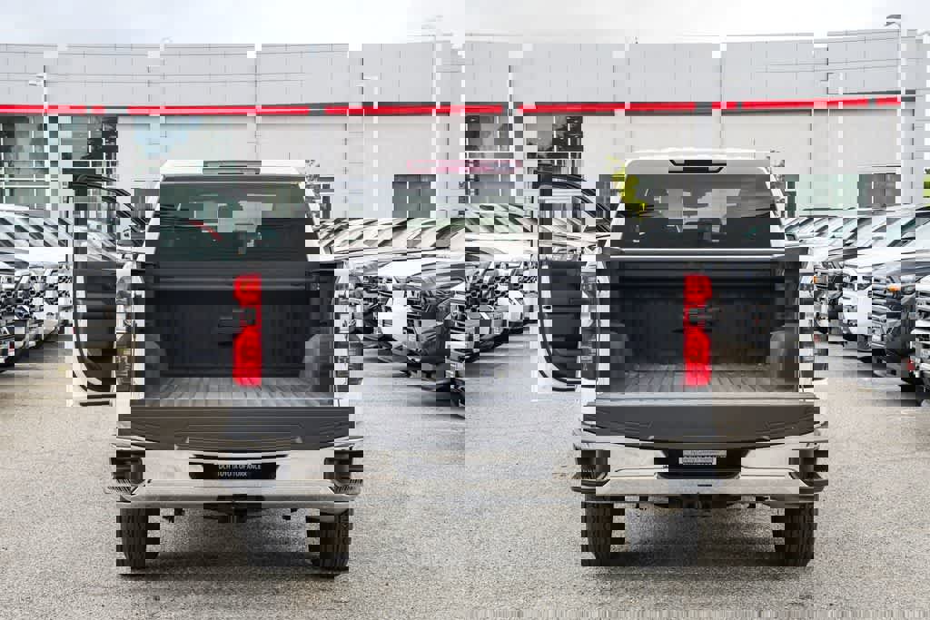 Used 2022 Chevrolet Silverado 1500 W/T w/ WT Value Package image 27