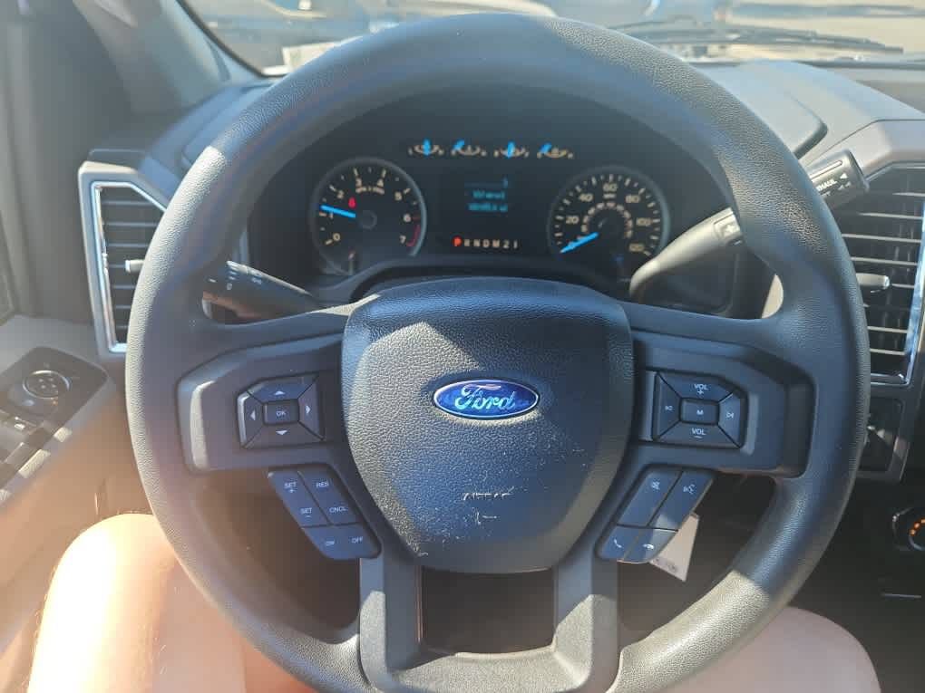 Used 2016 Ford F150 XLT AWD/4WD image 15