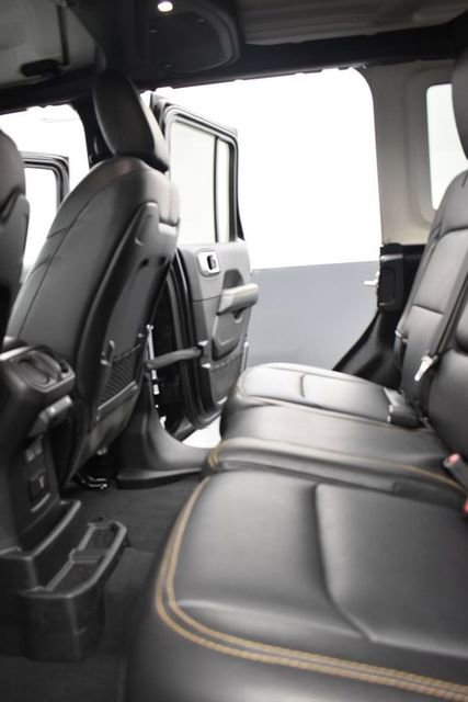 Used 2024 Jeep Wrangler Sahara w/ Technology Group AWD/4WD image 8