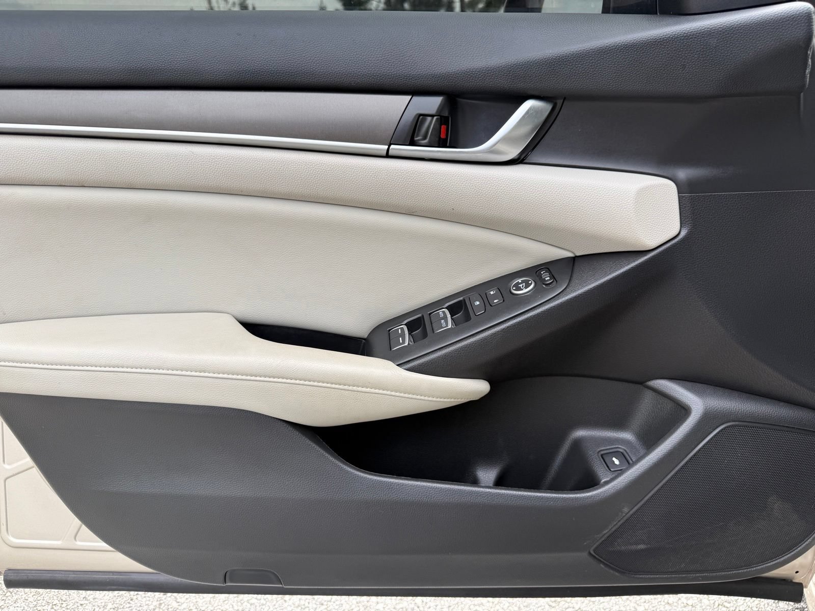 Used 2018 Honda Accord LX image 43