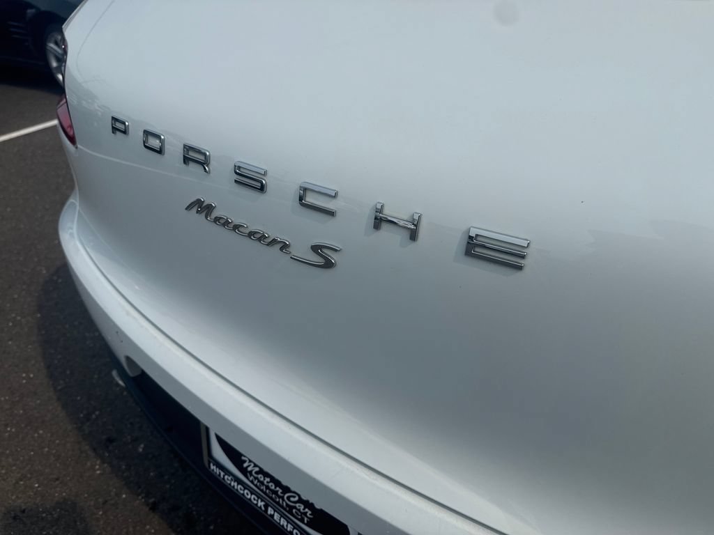 Used 2017 Porsche Macan S w/ Premium Package Plus AWD/4WD image 32