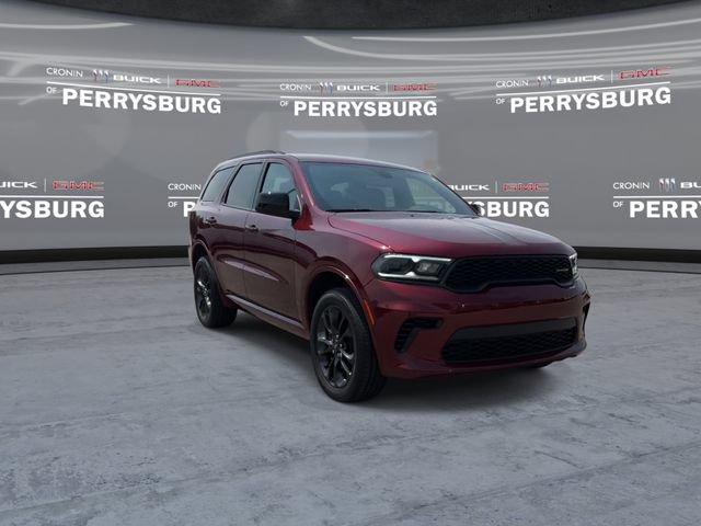 Used 2023 Dodge Durango GT w/ Blacktop Package AWD/4WD image 2