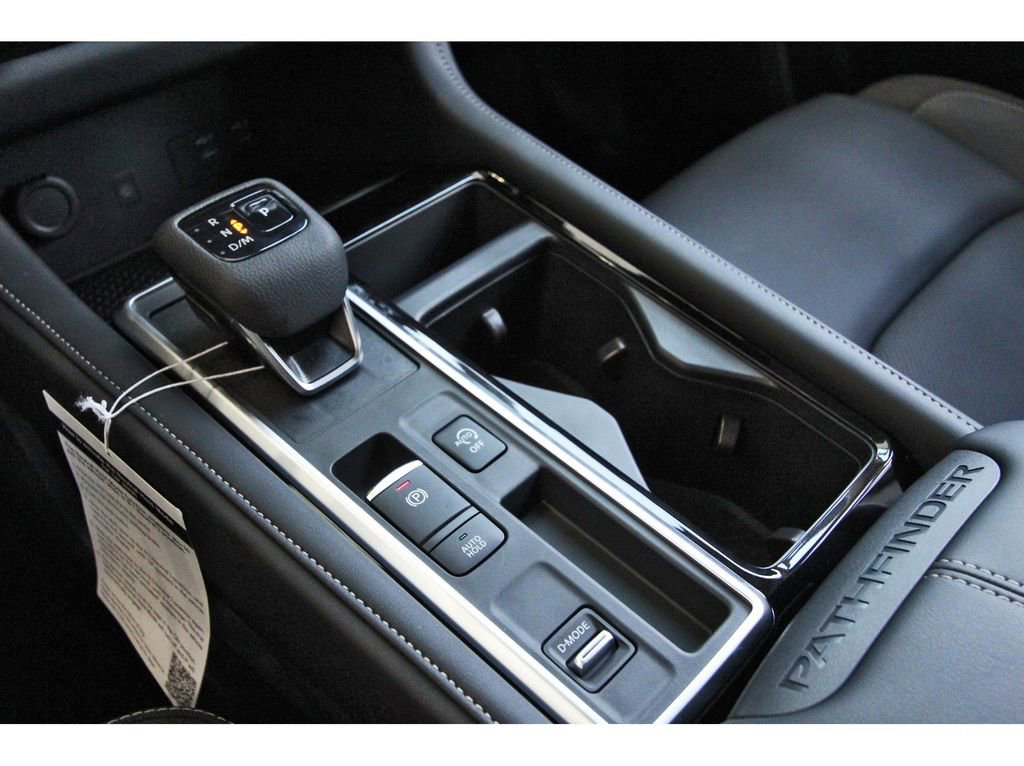 New 2026 Nissan Pathfinder SL image 28