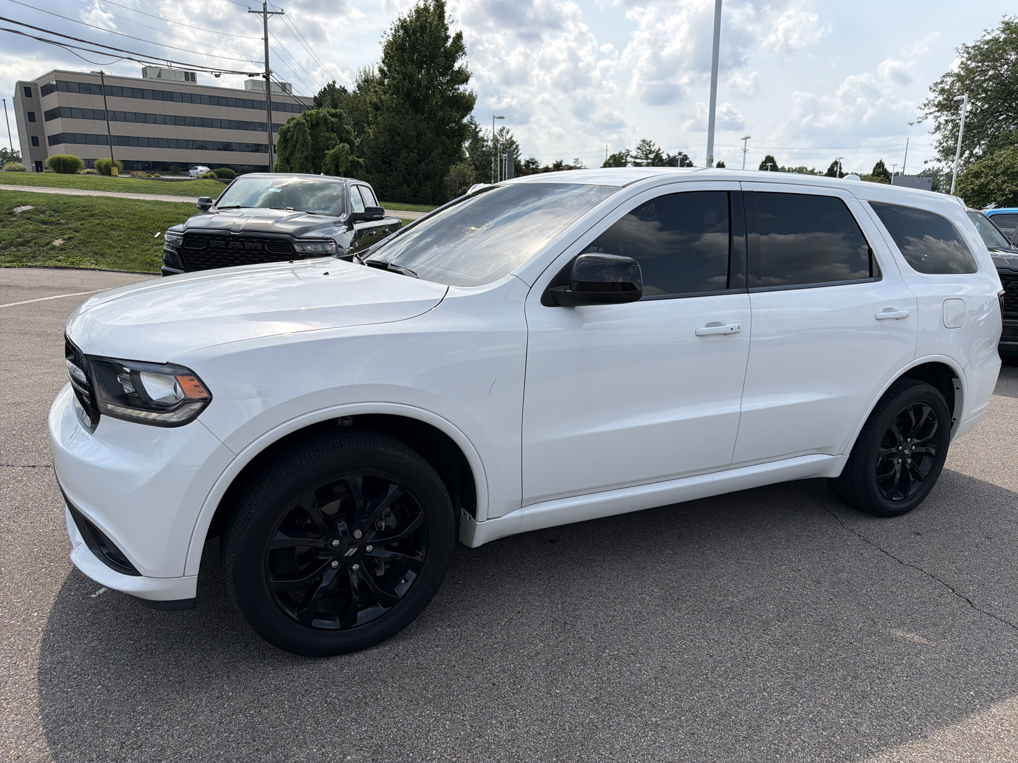 Used 2020 Dodge Durango SXT AWD/4WD image 6